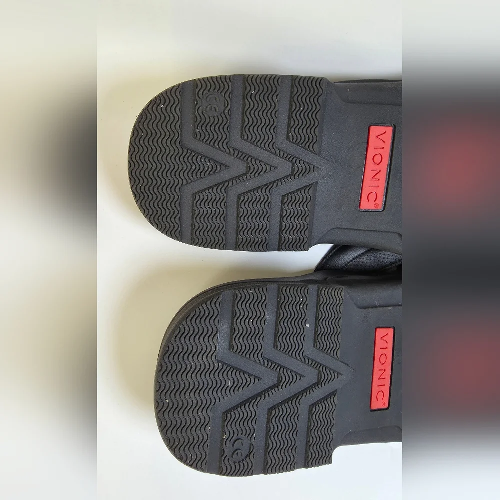 Vionic Wyatt Men's Black Leather Sandals Flip Flops Size 13